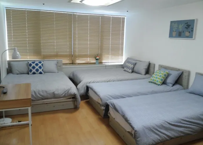 Rocohouse Aparthotel