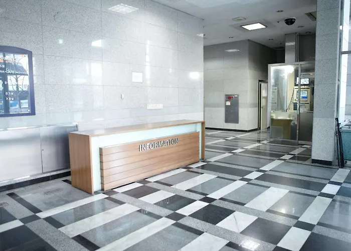 Rocohouse Aparthotel