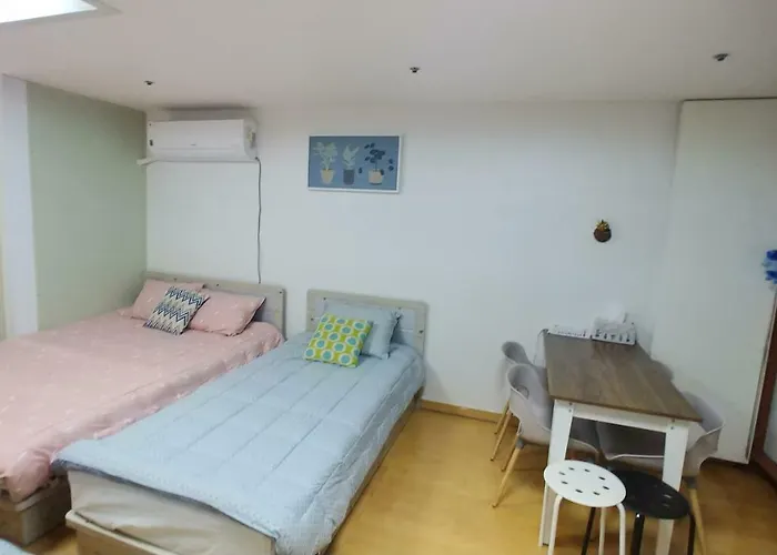 Aparthotel Rocohouse 2*